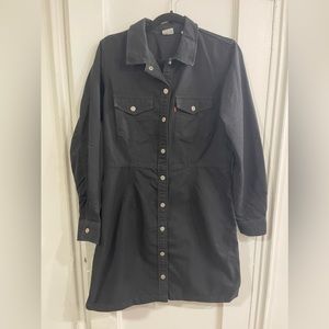 Levi’s denim button up dress